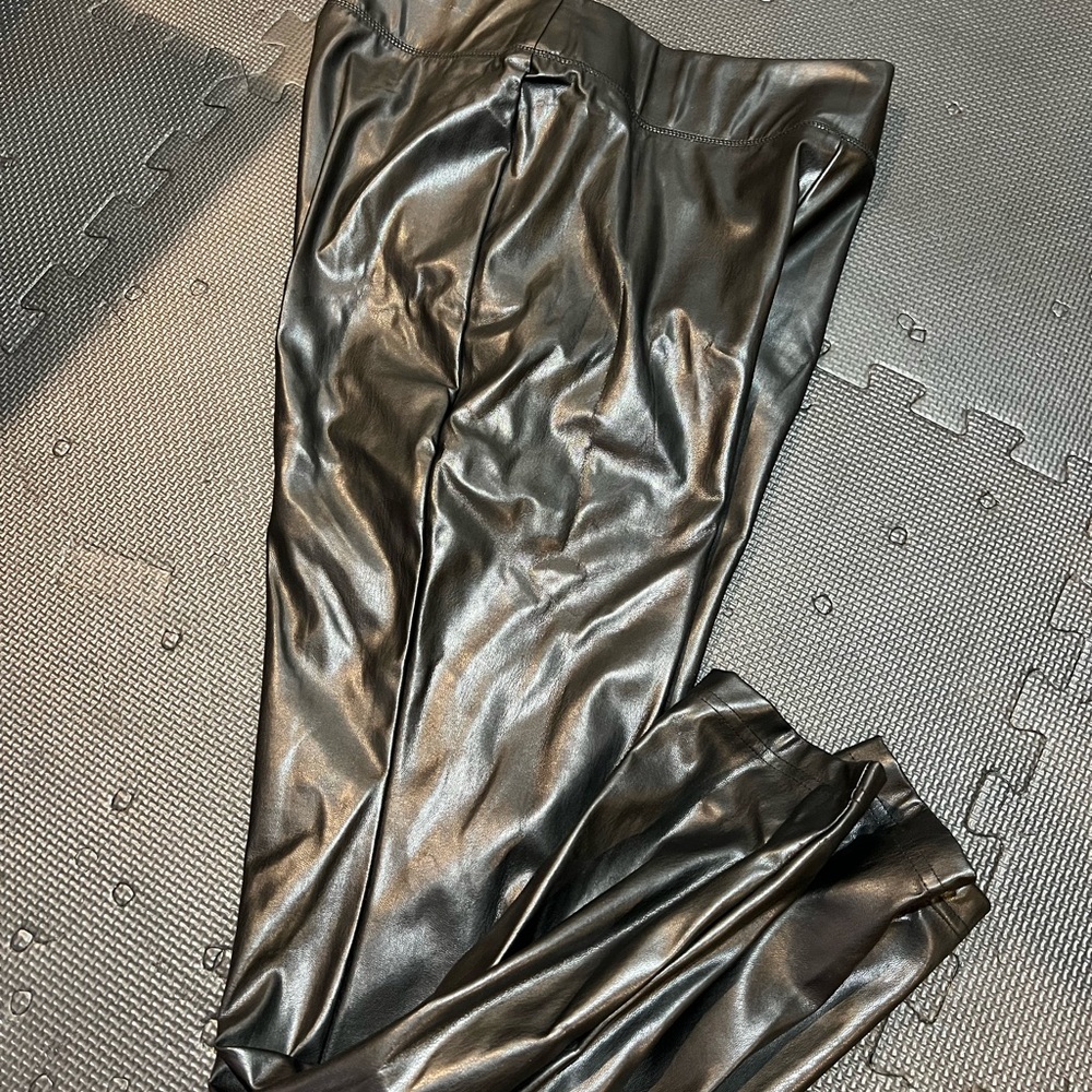 Womans INC Brand faux leather skinny legging pants size 8